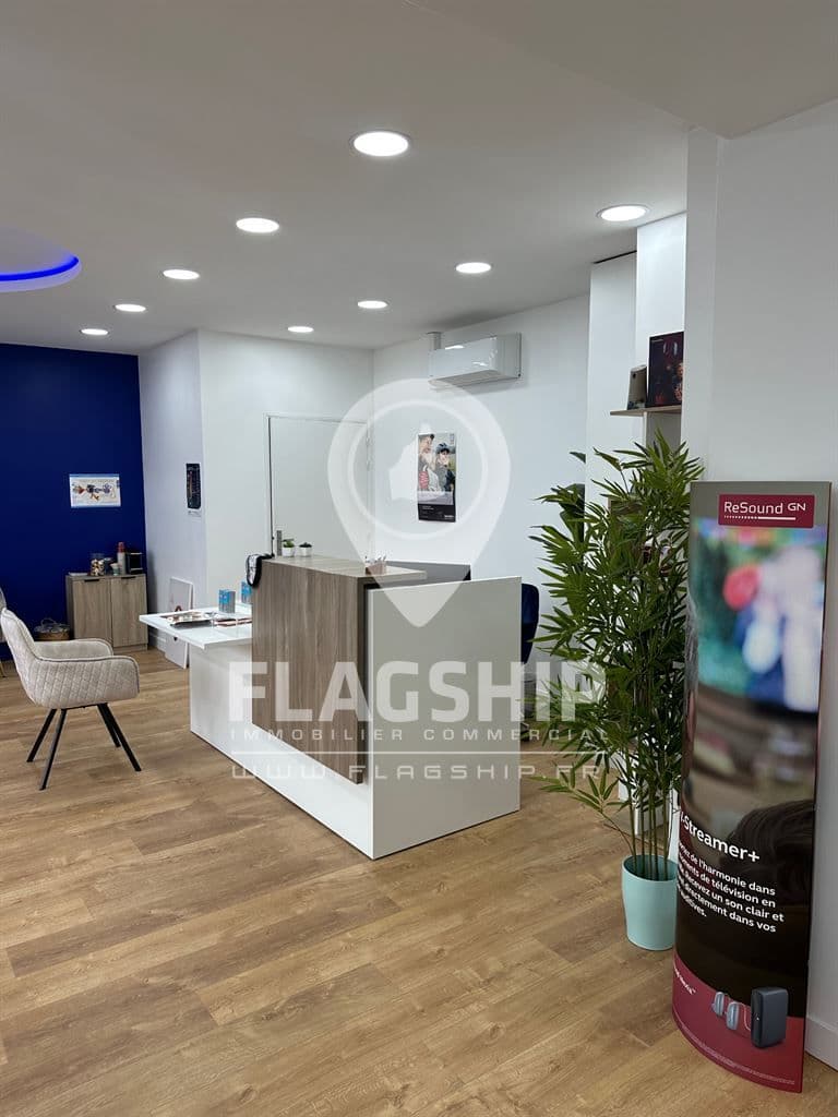 Local commercial · 135 m² · Cession de bail — photo 2