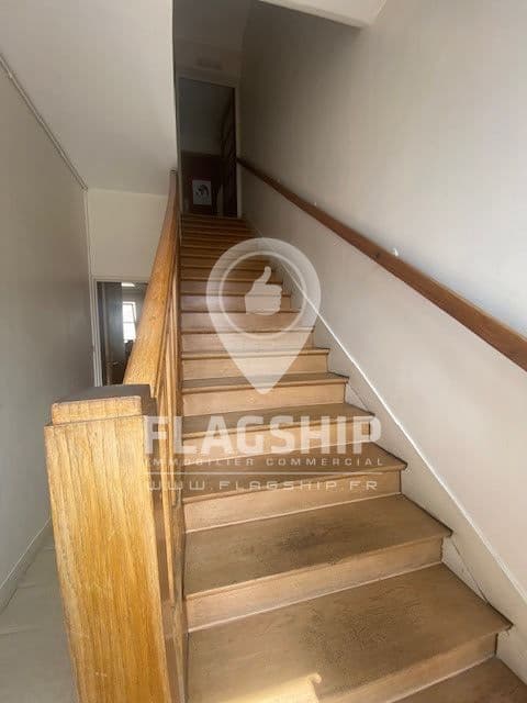 Local commercial · 375 m² · Achat des murs — photo 3