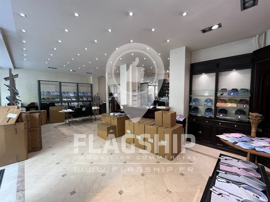 Local commercial · 213 m² · Cession de bail — photo 2