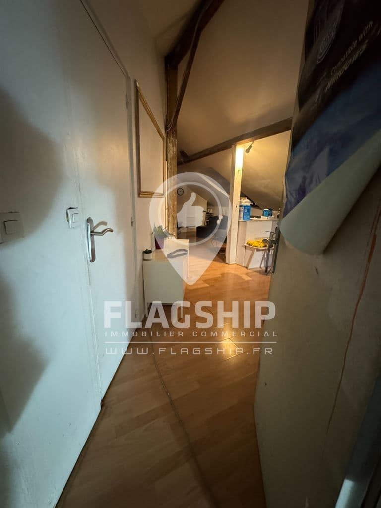 Local commercial · 103 m² · Cession de bail — photo 3