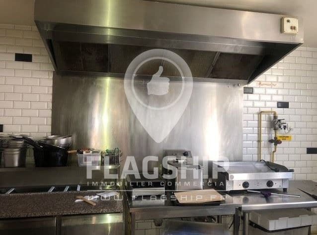 Local commercial · 108 m² · Achat des murs — photo 2