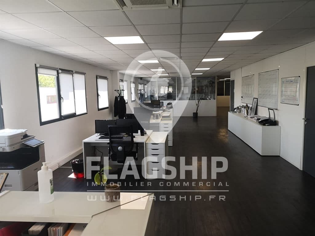 Local commercial · 613 m² · Achat des murs — photo 3