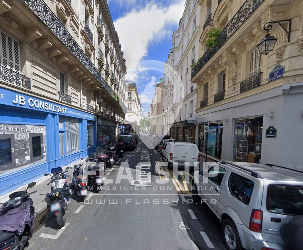 Local commercial · 35 m² · Location — photo 1