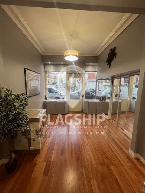 Local commercial · 45 m² · Cession de bail — photo 2