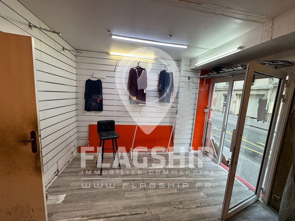 Local commercial · 38 m² · Cession de bail — photo 2