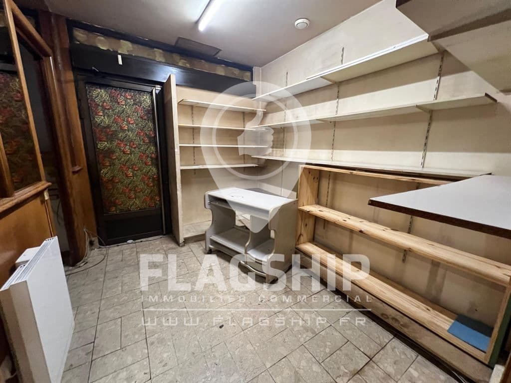 Local commercial · 39 m² · Location — photo 1