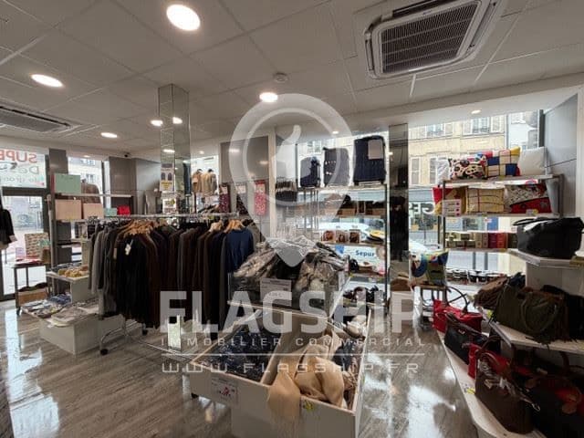 Local commercial · 120 m² · Location — photo 2