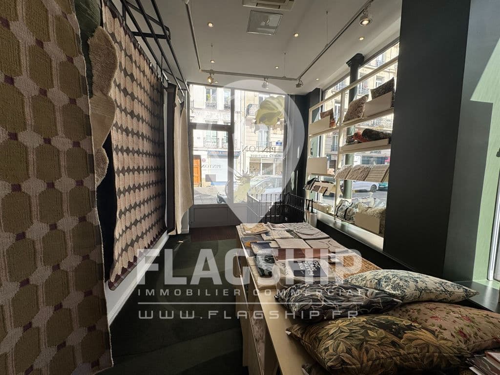 Local commercial · 114 m² · Cession de bail — photo 2