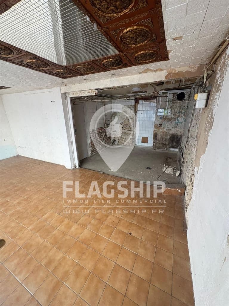 Local commercial · 27 m² · Location — photo 3