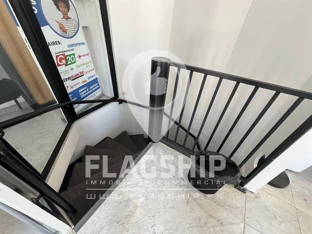 Local commercial · 70 m² · Location — photo 3