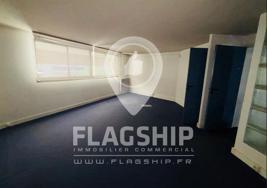 Local commercial · 500 m² · Location — photo 2