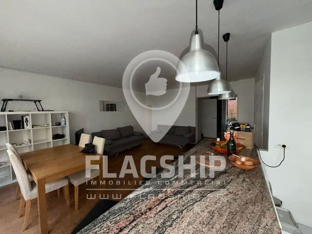 Local commercial · 87 m² · Achat des murs — photo 2