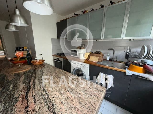 Local commercial · 87 m² · Achat des murs — photo 3
