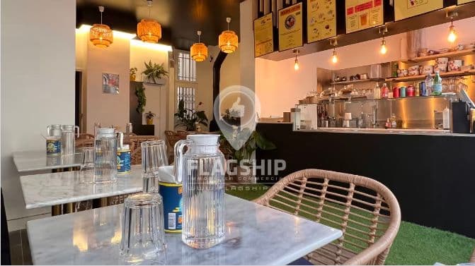 Local commercial · 94 m² · Location — photo 1