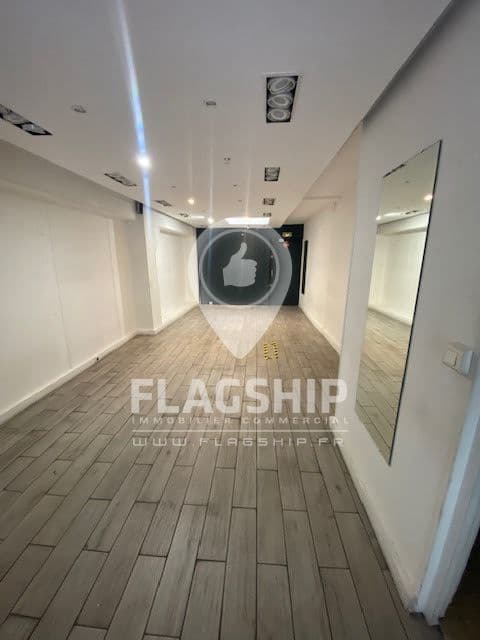 Local commercial · 65 m² · Location — photo 3