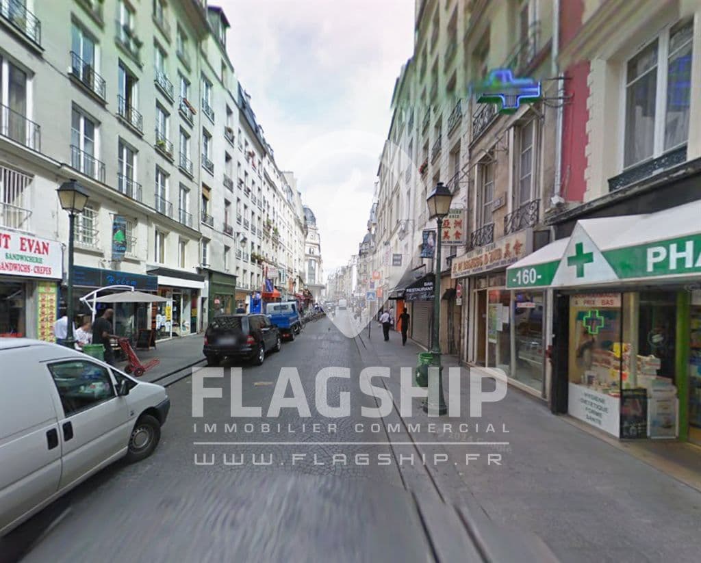 Local commercial · 99 m² · Location — photo 1