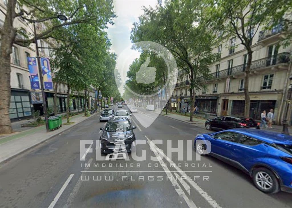 Local commercial · 257 m² · Location — photo 1