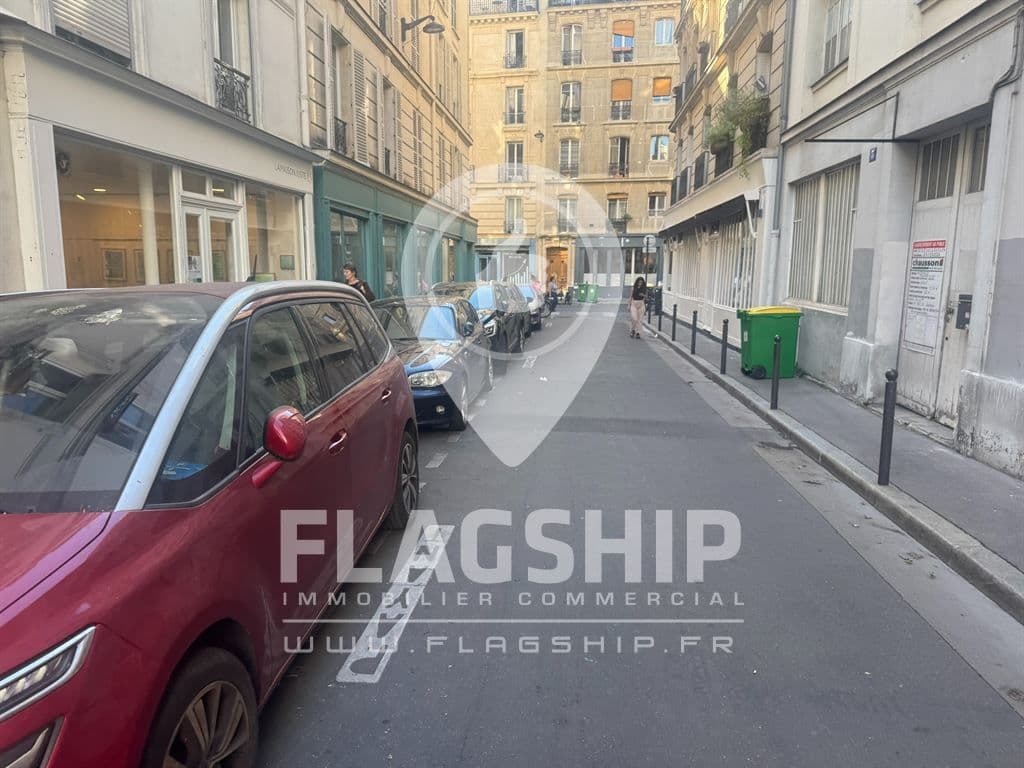 Local commercial · 80 m² · Achat des murs — photo 2