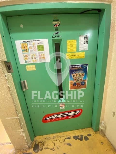 Local commercial · 520 m² · Achat des murs — photo 2