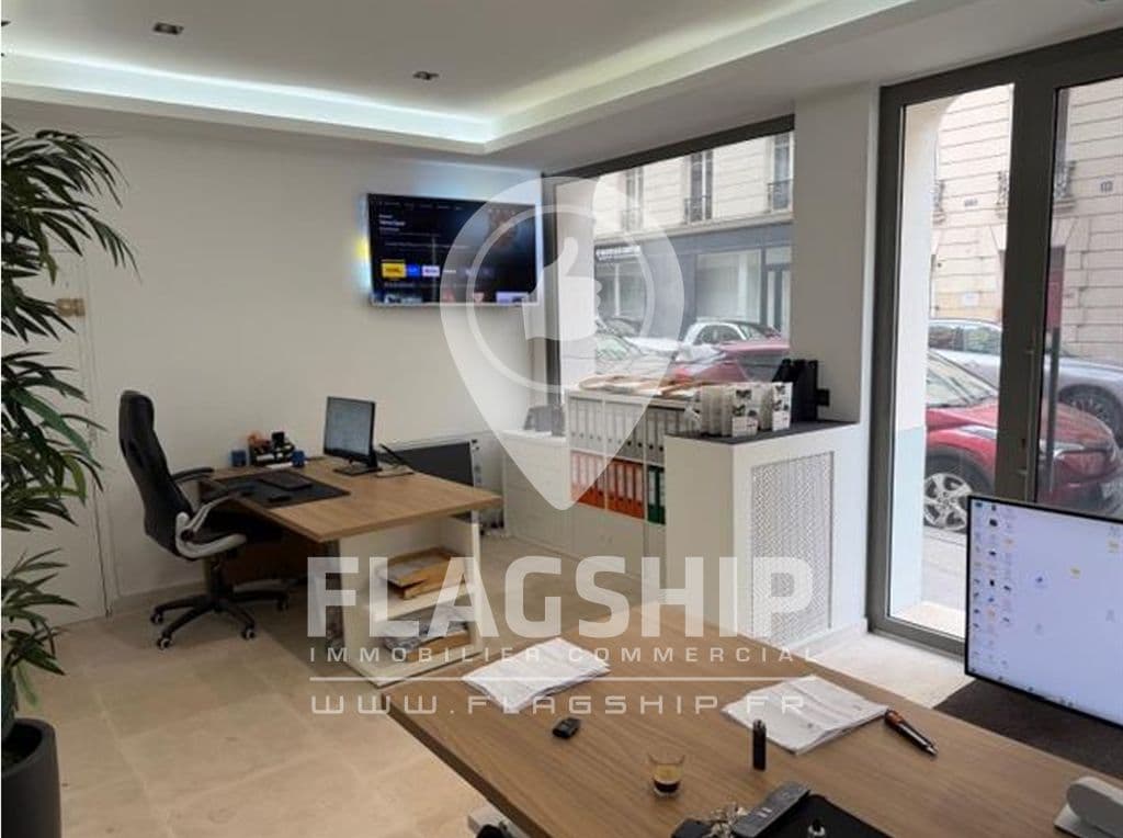 Local commercial · 25 m² · Location — photo 1