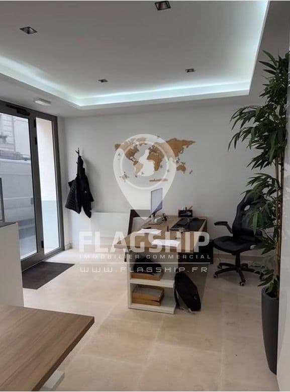 Local commercial · 25 m² · Location — photo 2