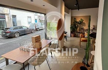 Local commercial · 90 m² · Location — photo 1