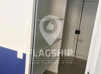 Local commercial · 30 m² · Location — photo 1