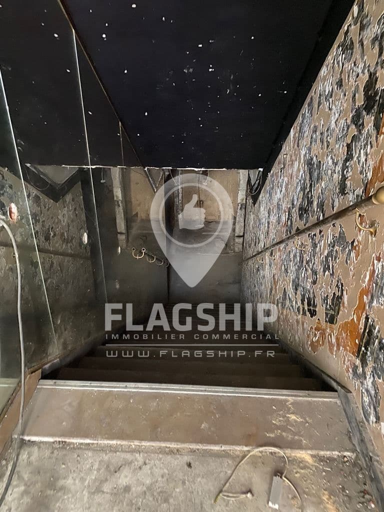 Local commercial · 120 m² · Location — photo 2