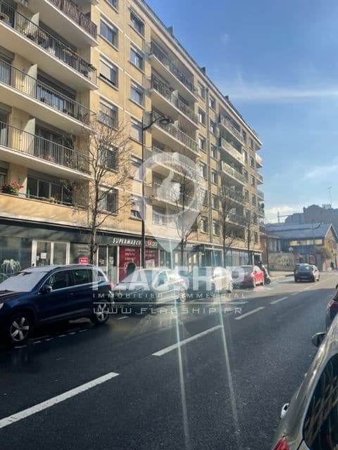 Local commercial · 50 m² · Location — photo 2