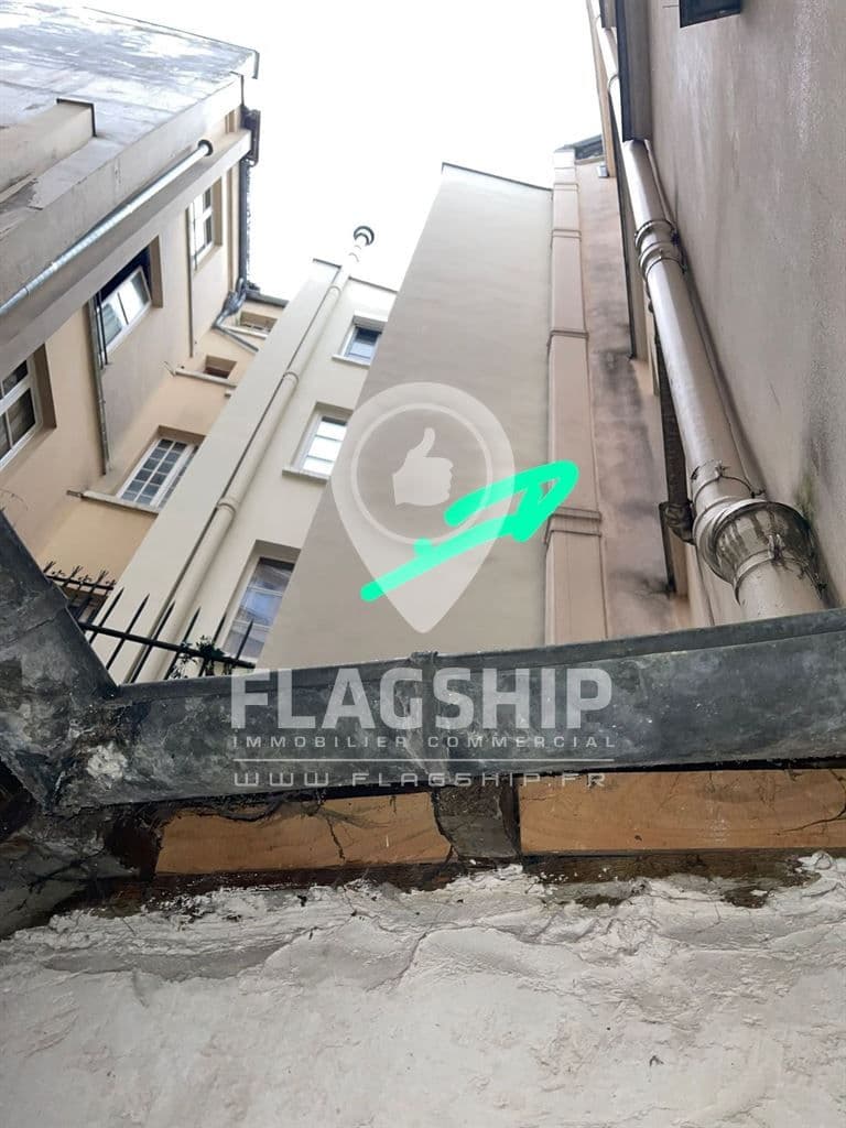 Local commercial · 75 m² · Location — photo 3