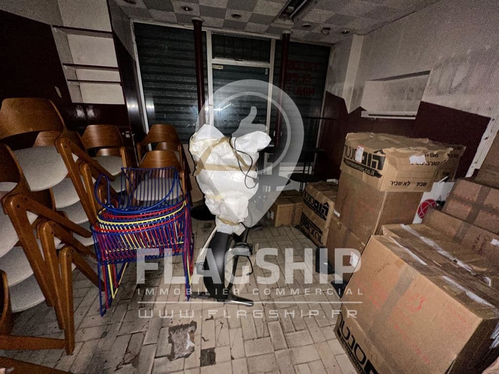 Local commercial · 29 m² · Location — photo 2