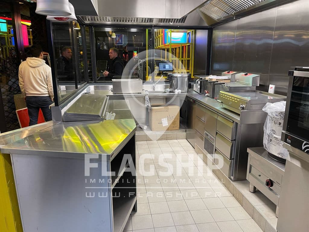 Local commercial · 137 m² · Cession de bail — photo 3