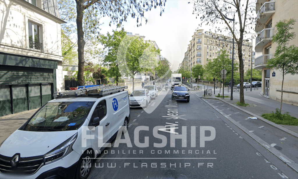 Local commercial · 80 m² · Location — photo 2