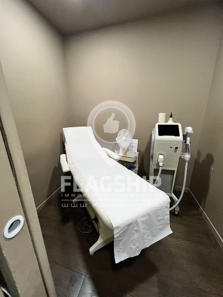 Local commercial · 50 m² · Location — photo 3