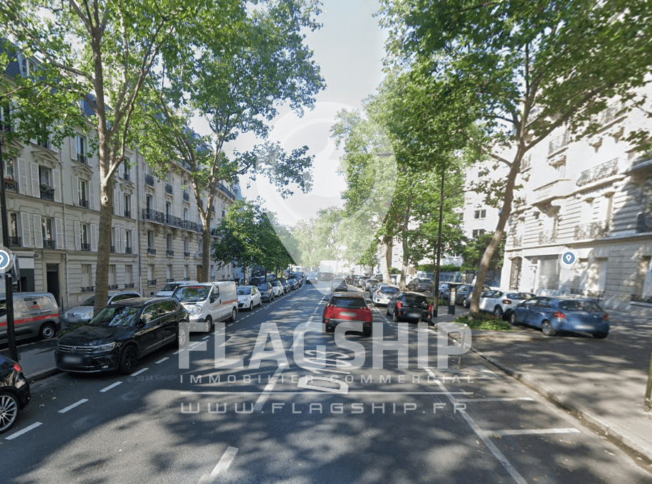 Local commercial · 165 m² · Location — photo 2
