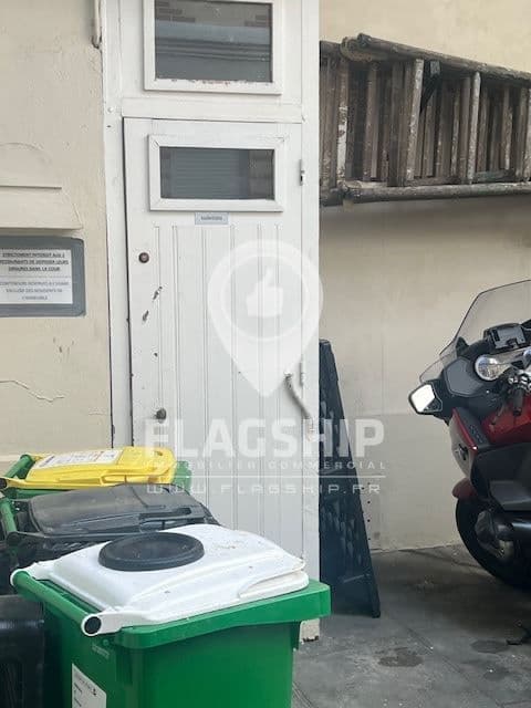 Local commercial · 60 m² · Location — photo 3