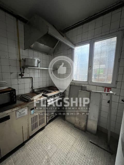 Local commercial · 87 m² · Achat des murs — photo 3