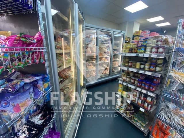 Alimentation · 127 m² · Cession de bail — photo 3