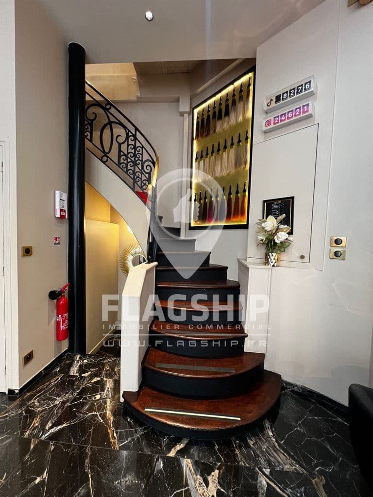 Local commercial · 90 m² · Cession de bail — photo 3