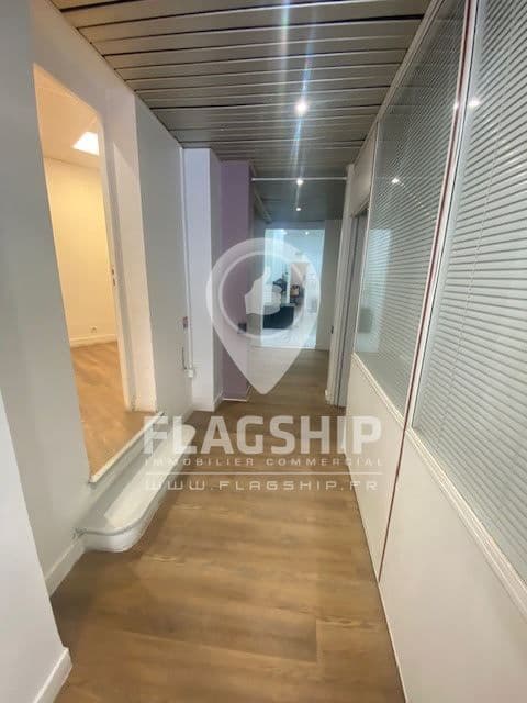 Local commercial · 225 m² · Cession de bail — photo 2