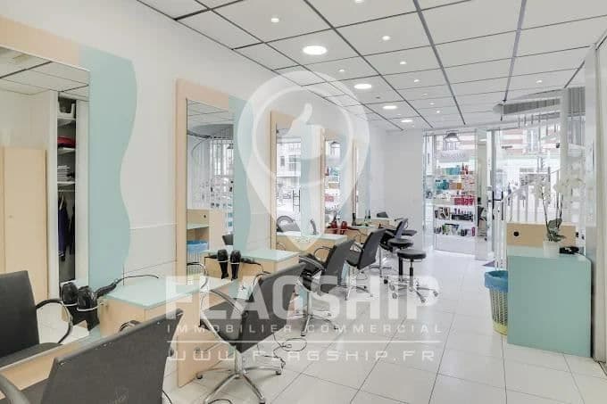 Local commercial · 95 m² · Location — photo 1