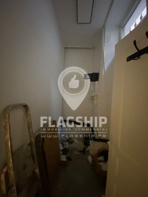 Local commercial · 39 m² · Location — photo 3