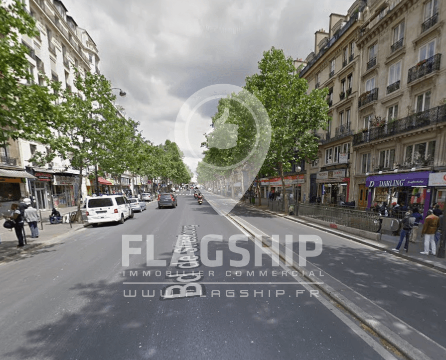 Local commercial · 64 m² · Location — photo 2