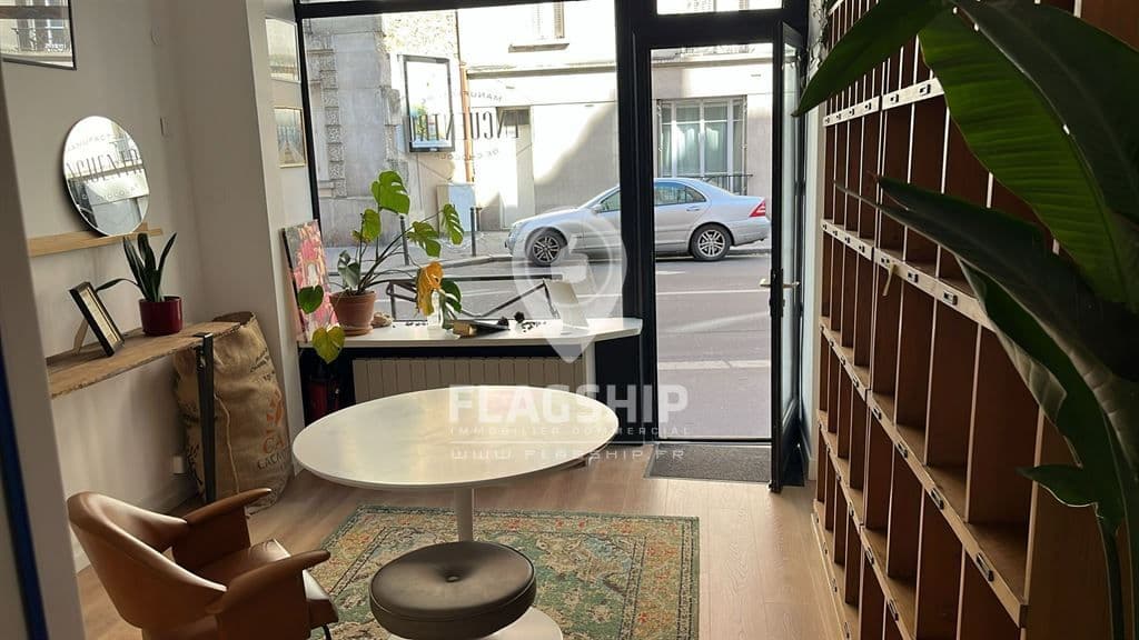 Local commercial · 31 m² · Cession de bail — photo 3