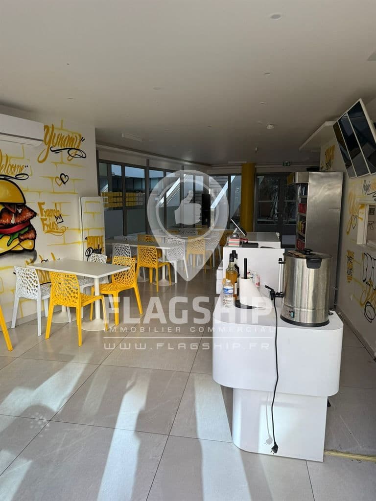 Restaurant · 107 m² · Cession de bail — photo 1