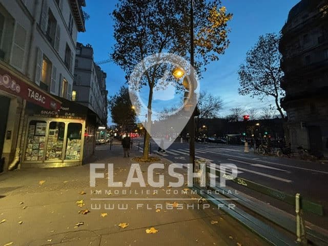 Local commercial · 60 m² · Location — photo 1