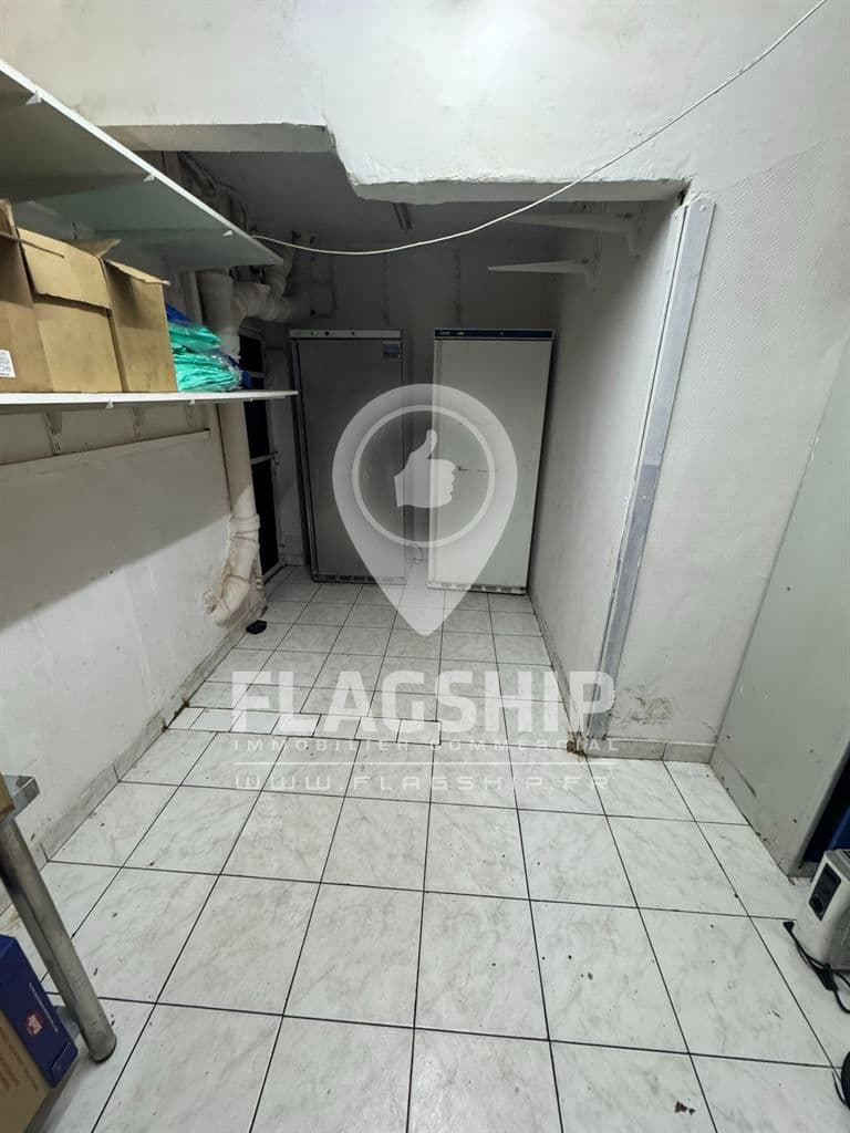 Local commercial · 35 m² · Cession de bail — photo 3