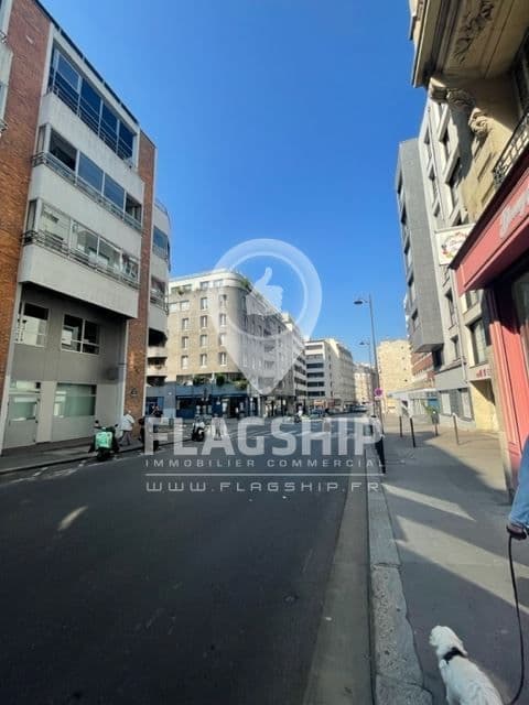 Local commercial · 47 m² · Cession de bail — photo 1