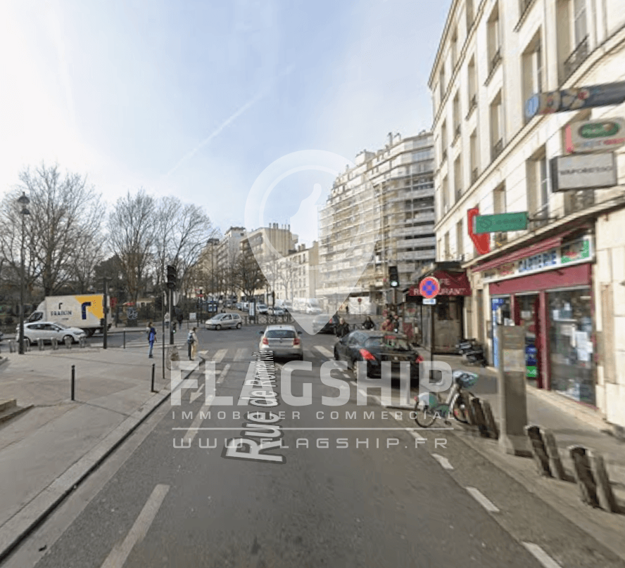 Local commercial · 354 m² · Location — photo 2