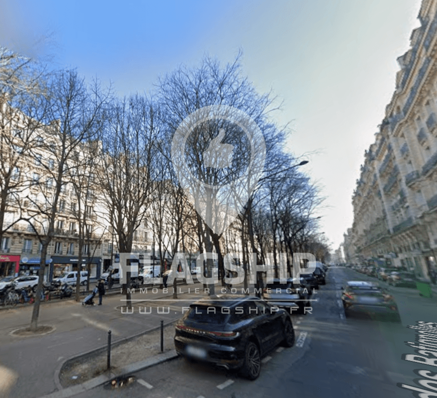 Local commercial · 100 m² · Location — photo 2